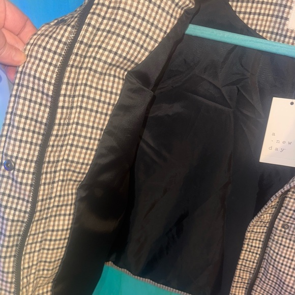 Super Soft & Warm Puffer Vest BRAND NEW XL - Picture 5 of 9